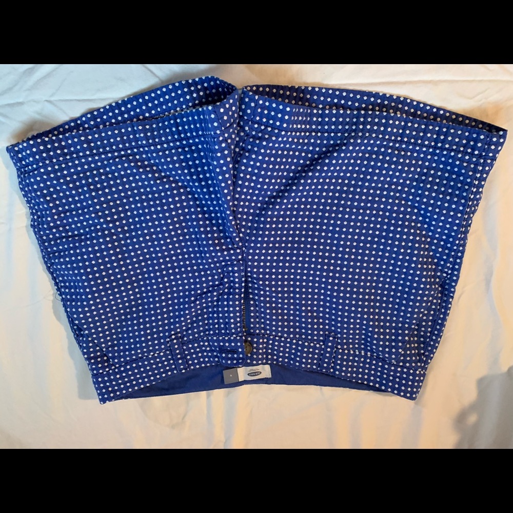 Old Navy polka dot shorts
